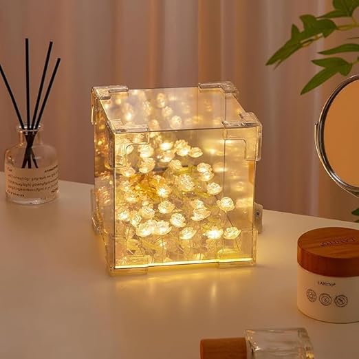 Tulip Cube Mini Lamp – Cute Decorative LED Night Light